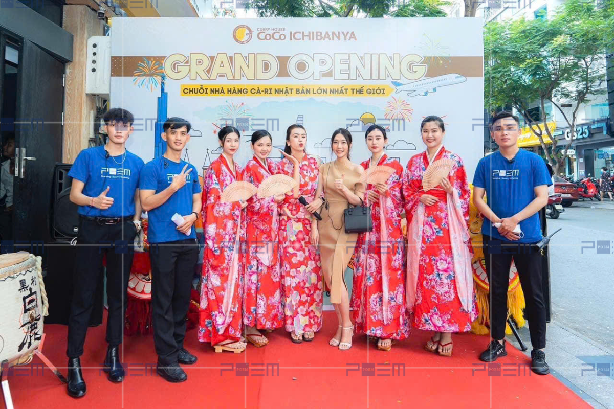Lễ khai trương luôn là sự kiện có ý nghĩa đặc biệt. Đây không chỉ là cột mốc đánh dấu sự ra mắt của thương hiệu mà còn là dịp để thu hút tài lộc, tạo dấu ấn trong lòng khách hàng và đối tác.