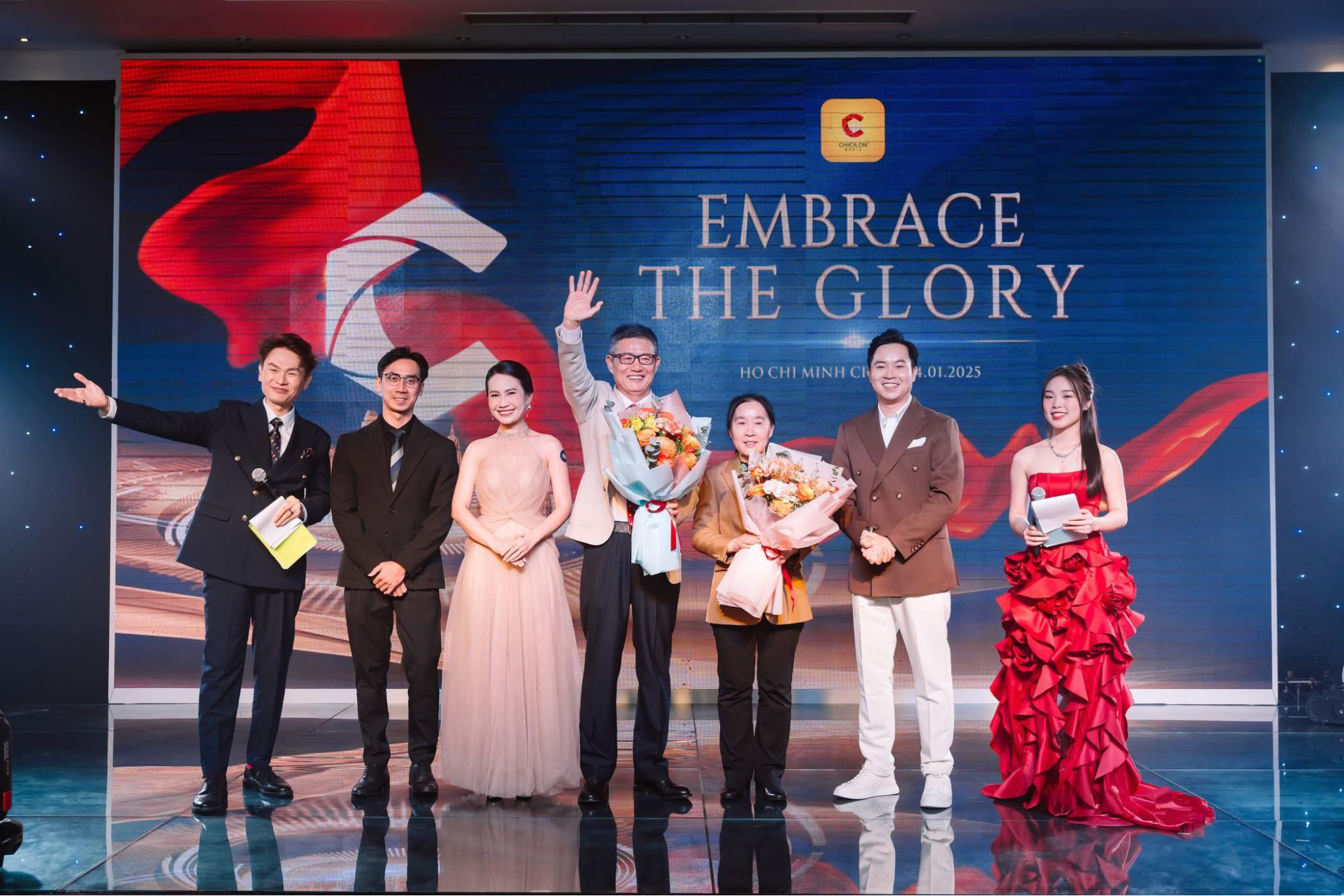 Tổ chức sự kiện trọn gói là lựa chọn thông minh giúp doanh nghiệp xây dựng hình ảnh chuyên nghiệp, truyền tải thông điệp đồng bộ và tạo dấu ấn thương hiệu bền vững trong môi trường cạnh tranh khốc liệt.