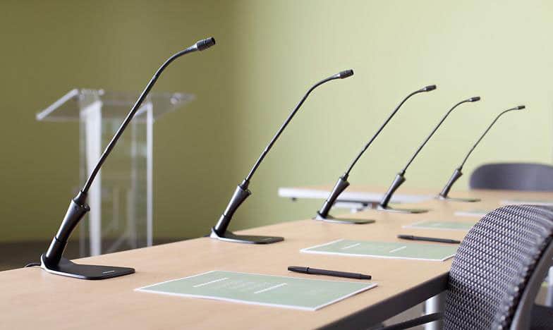 Cho thuê âm thanh ánh sáng - mic cổ ngỗng