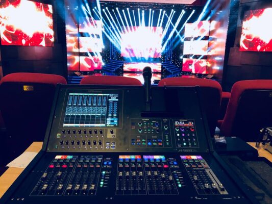 Cho thuê thiết bị sự kiện - Âm thanh ánh sáng