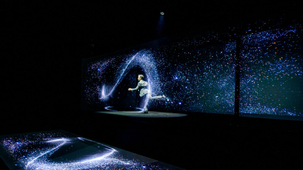 Công nghệ trình diễn - Hologram 3D