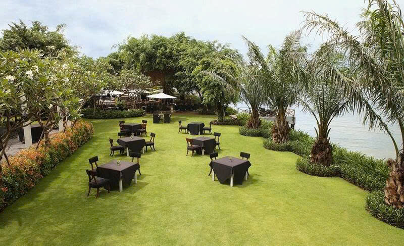 Địa điểm tổ chức year end party ngoài trời - Thảo Điền Village Resort