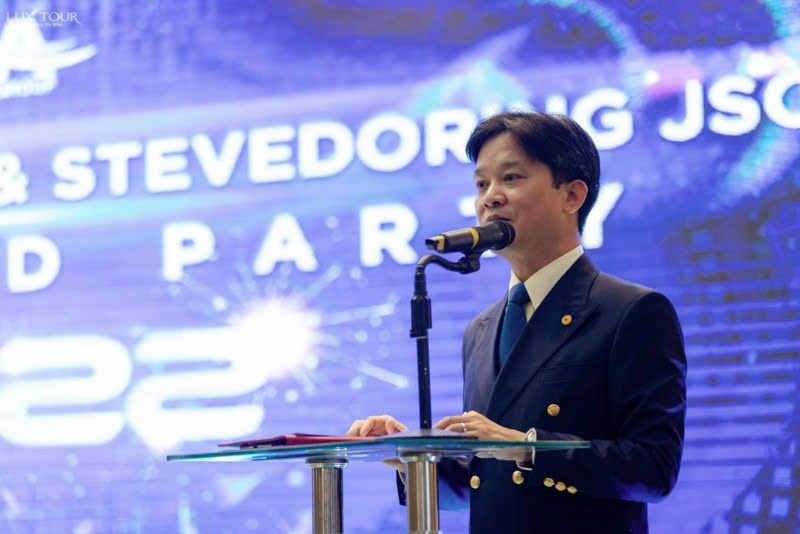 Doanh nghiệp phát biểu mục tiêu mới trong lễ tổng kết cuối năm – bước đà bứt phá năm mới.