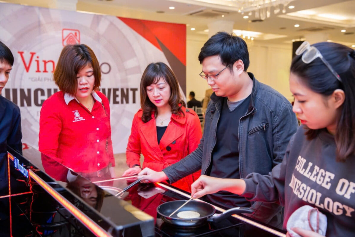 Trải nghiệm sản phẩm giúp khách hàng tiếp cận và đón nhận sản phẩm một cách nhanh nhất