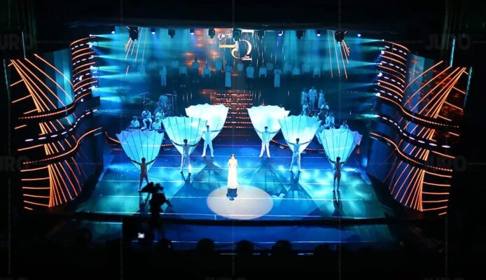 Cho thuê sân khấu sự kiện chuyên nghiệp