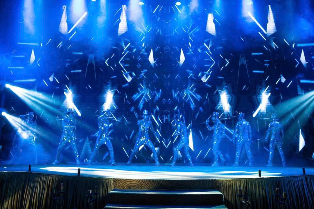 vũ đoàn sự kiện múa led