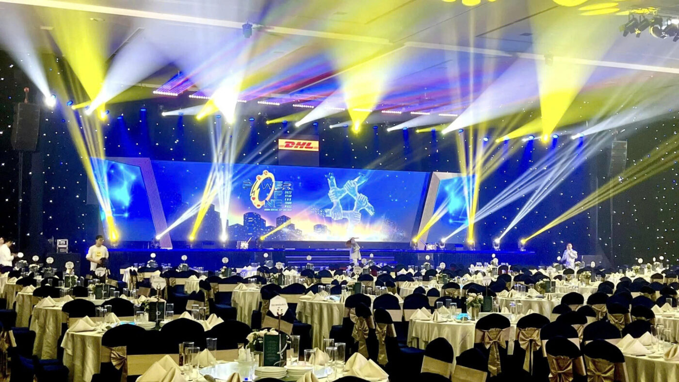 Chi phí tổ chức year end party - chi phí âm thanh ánh sáng, thiết bị kĩ thuật