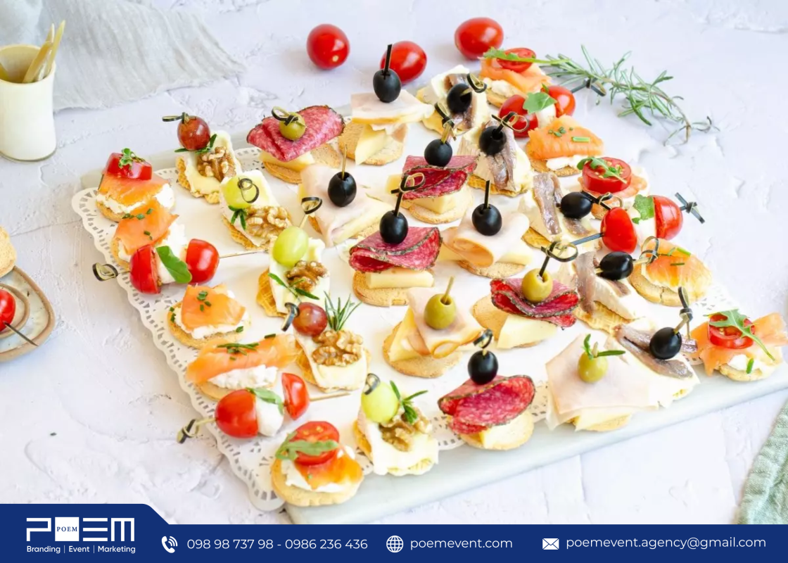 Canapé là gì và vì sao phù hợp với tiệc sự kiện